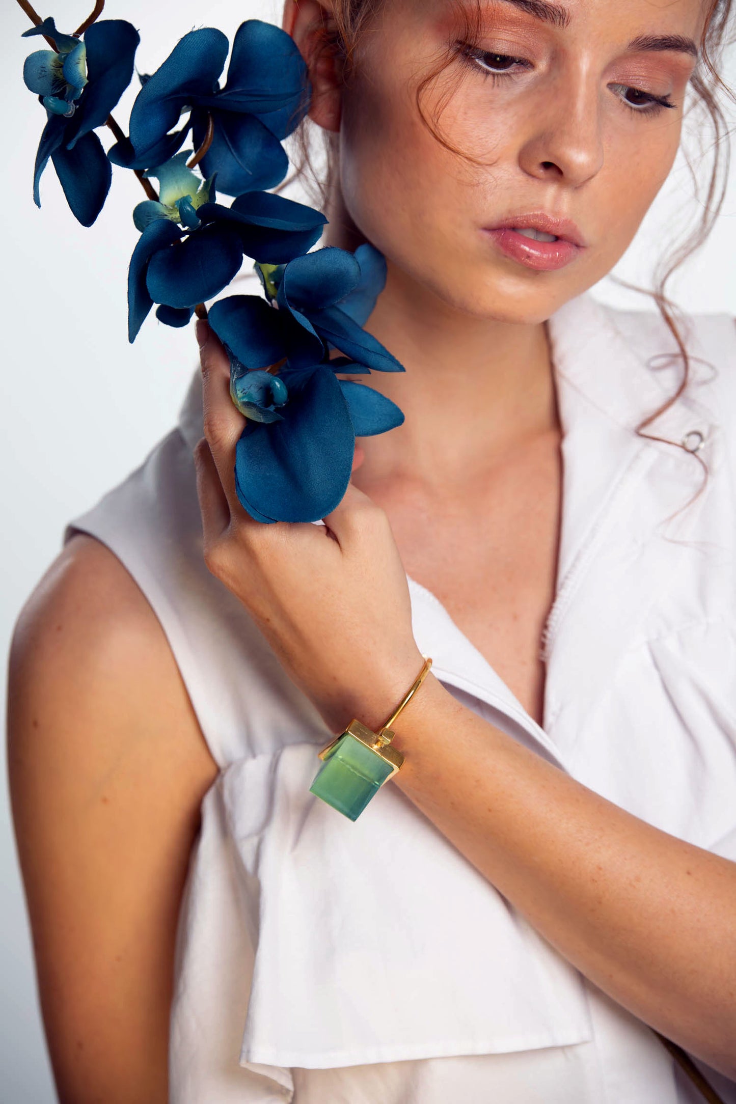 The Pyramid bracelet in Lagoon Green