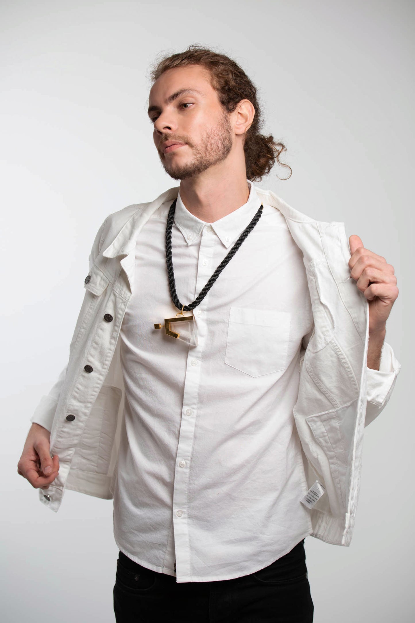 Geo Statement Pendant Necklace in Clear