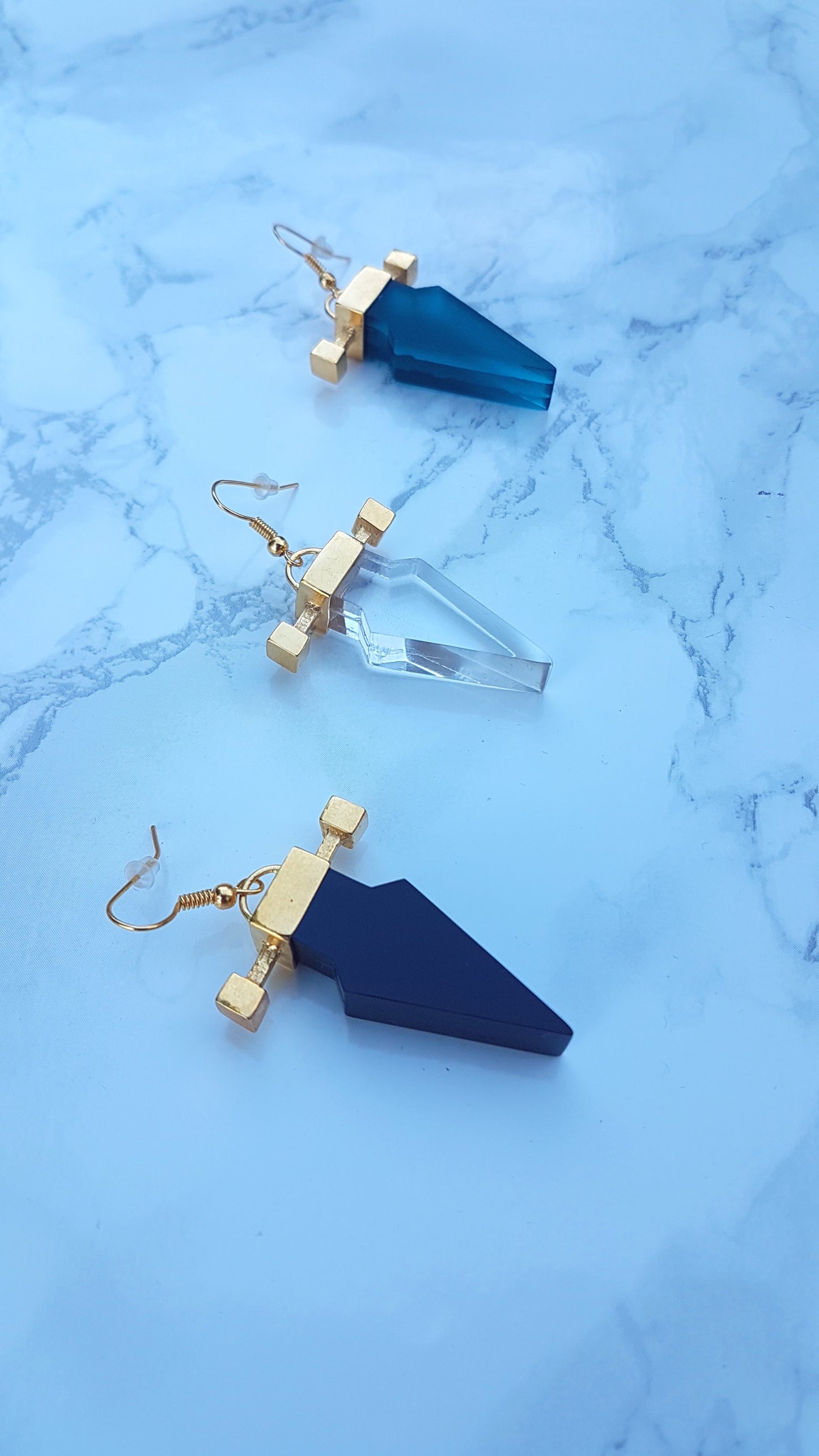 The Dagger earring in Azure blue
