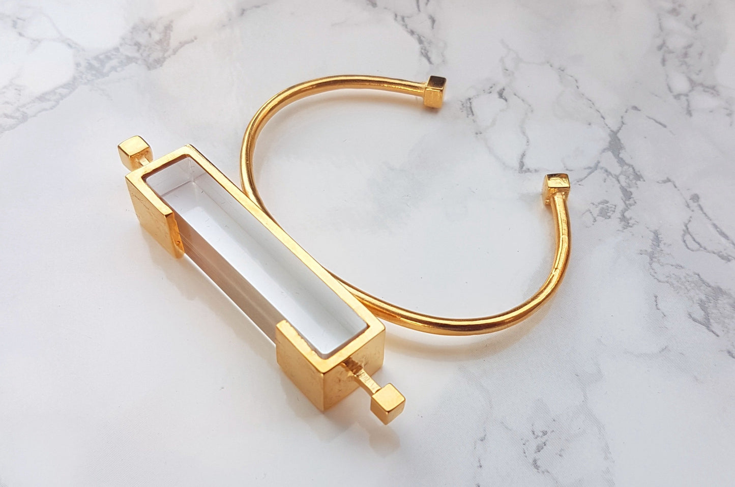 Monroe Statement Bracelet in clear