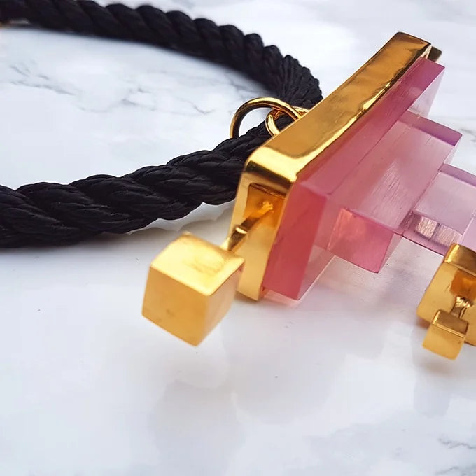 Priyah Pendant Necklace in Caribbean Peach