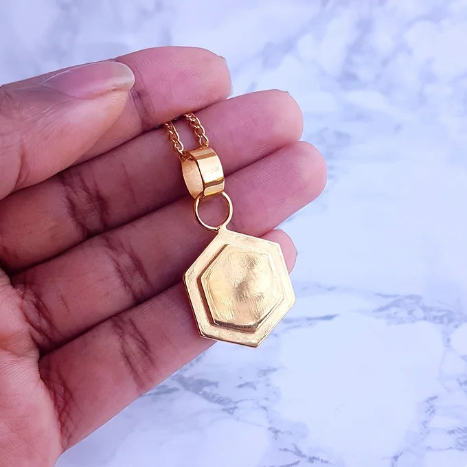 Hex Pendant Chain Necklace