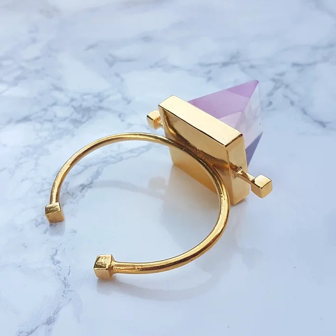 The Pyramid bracelet in Caribbean Peach