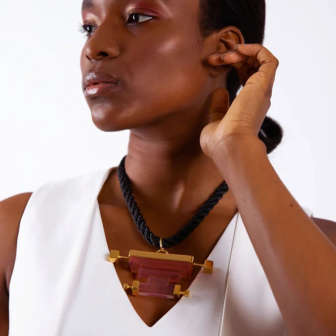 Priyah Pendant Necklace in Caribbean Peach