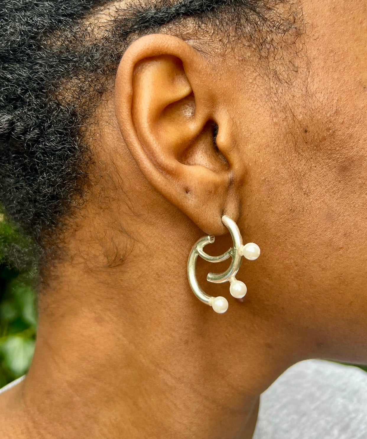 Swirl Pearl earrings in Sterling Silver (Pre-order)