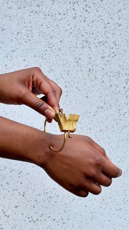 The Pyramid bracelet in clear